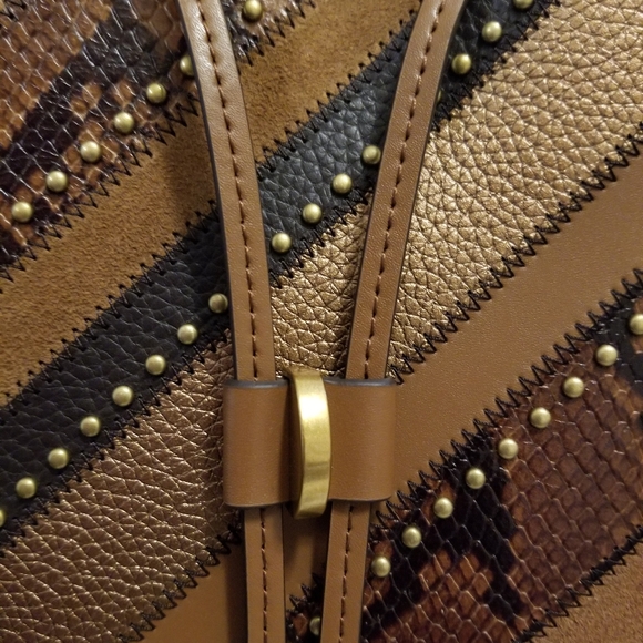 Michael kors bucket set